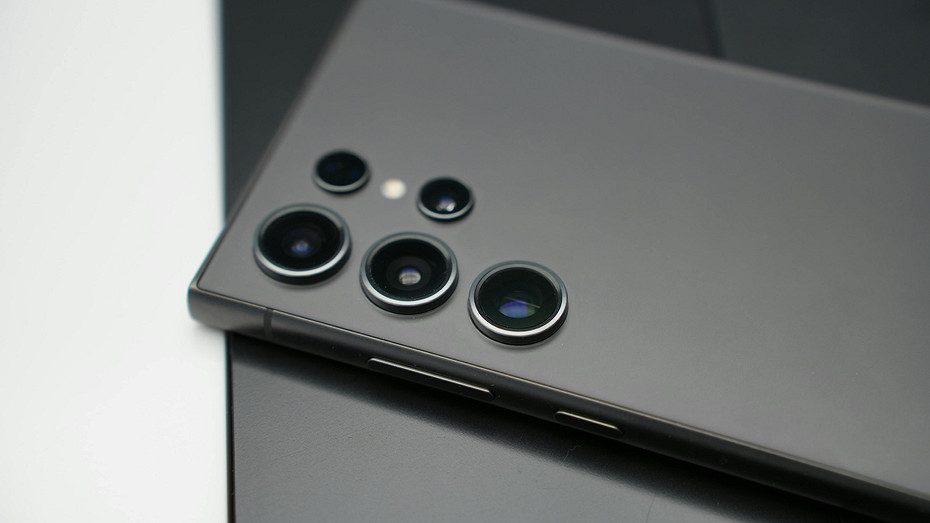 Ультрафлагман Samsung Galaxy S27 Ultra получит камеру с переменной диафрагмой