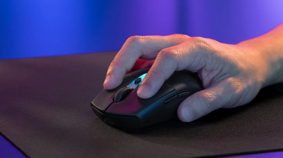 Logitech обновила легендарную мышь. Новая G305 X Superlight стала легче и получила сенсор на 44 000 DPI