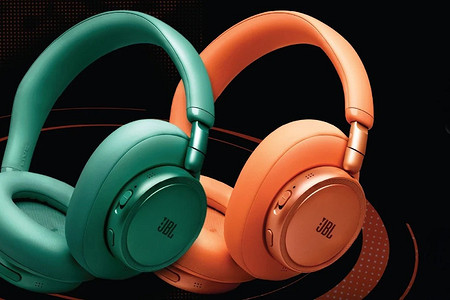 JBL Live 780NC и Live 680NC представлены официально. Мощные наушники с адаптивным шумодавом и пространственным звуком