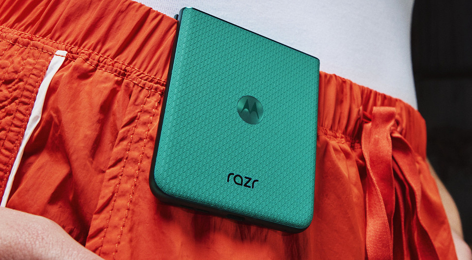 Стильный, легкий и тонкий Motorola Razr 70 с гибким дисплеем порадовал автономностью