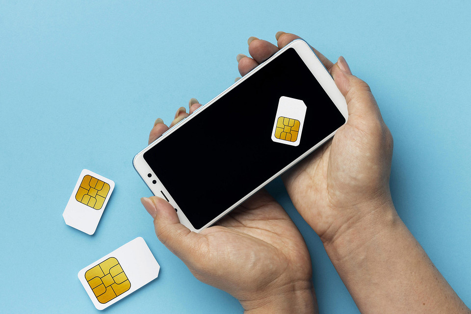 В России хотят привязать SIM-карты к IMEI: что об этом известно