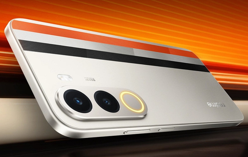 Стильный и очень дешёвый. Представлен realme P4x 4G с батареей на 8000 мАч и новым дизайном