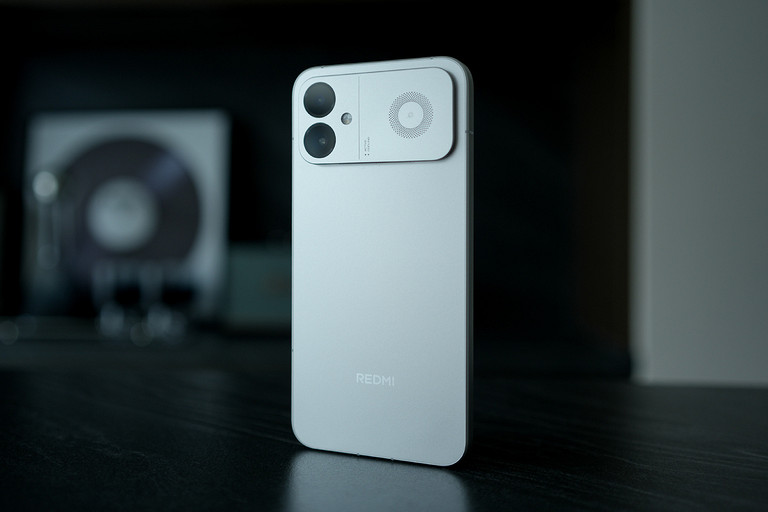 Ультрафон для народа: REDMI K90 Ultra показали на живых фото