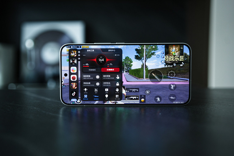 Ультрафон для народа: REDMI K90 Ultra показали на живых фото