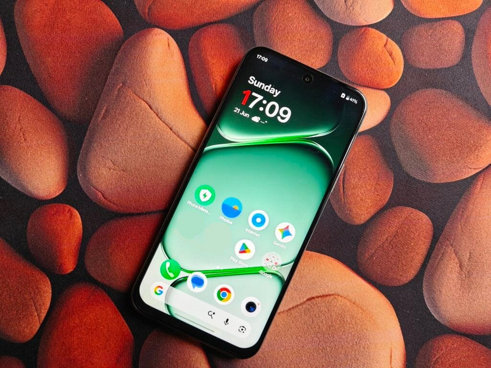 OnePlus N6 показали до анонса. Раскрыта комплектация нового бюджетного смартфона