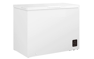 Gorenje FHC3016W5Модель с полезным объемом 297 л оснащена электронным управлением и ЖК-дисплеем для контроля параметров работы. Ларь поддерживает режим суперзаморозки и способен работать...