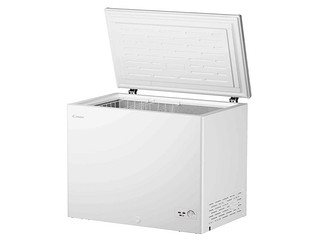 CANDY CCM301RМорозильный ларь объемом 301 л подойдет для хранения большого запаса продуктов дома или на даче. Электромеханическое управление отличается простотой и надежностью, а режим су...