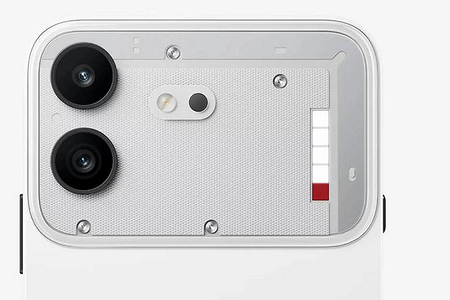 Самое интересное за неделю: дебют Nothing Phone (4b), анонс Moto G77 Power