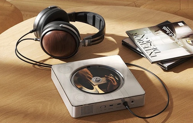 Вещь дня для аудиофилов: Fiio выпустила CD-плеер Snowsky Beatbox с LDAC и функцией копирования дисков