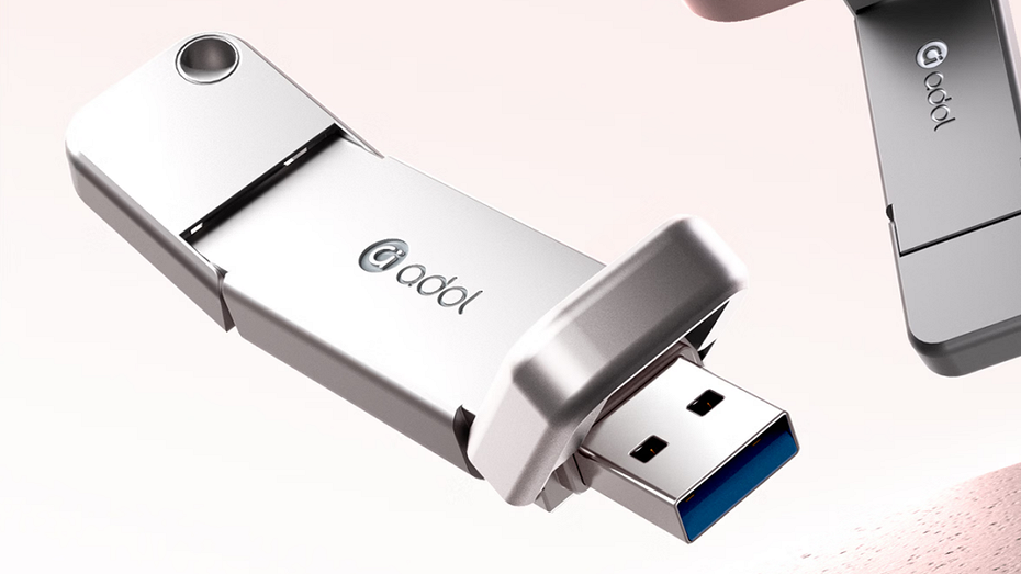 Флешка для всех ваших архивов: Asus представила компактный SSD-накопитель Adol PM310 с двумя портами