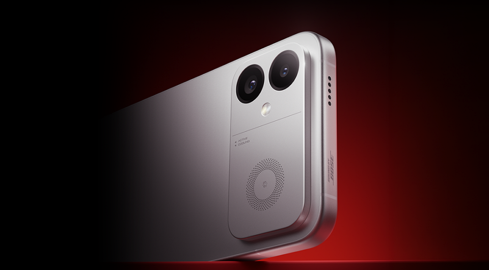 Xiaomi готовит огромный смартфон Redmi с экраном на 7 дюймов