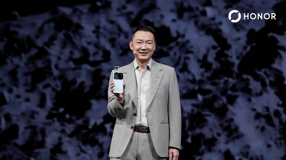 Камерофон HONOR Robot Phone представлен официально. Он заменит вам оператора и снимет настоящее кино