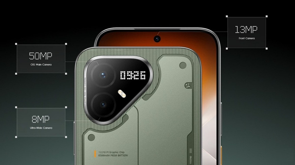 Недорогой и необычный: вышел смартфон Tecno Pova 8 Pro со вторым экраном на спинке