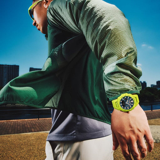 Эти смарт-часы Casio G-Shock созданы для бега. Они работают до двух лет на одной батарейке