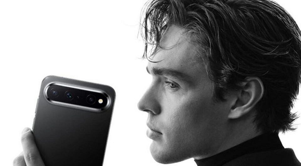 Самое интересное за неделю: широкий смартфон HUAWEI Pura X View и монстр автономности iQOO Z11S