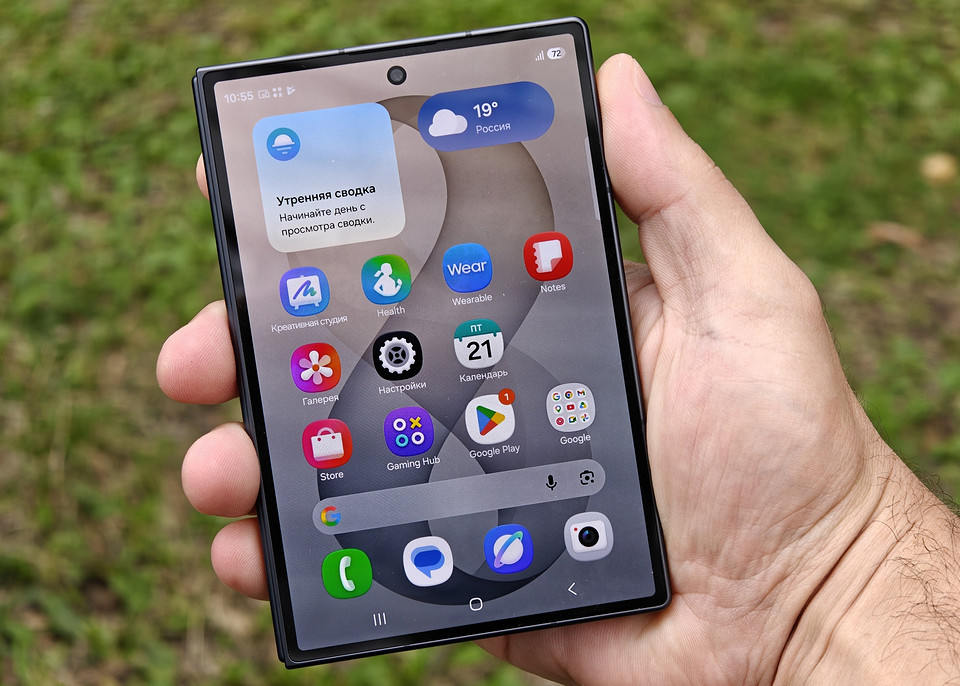 Обзор смартфона Samsung Galaxy Z Fold8: новый формат «раскладушки»