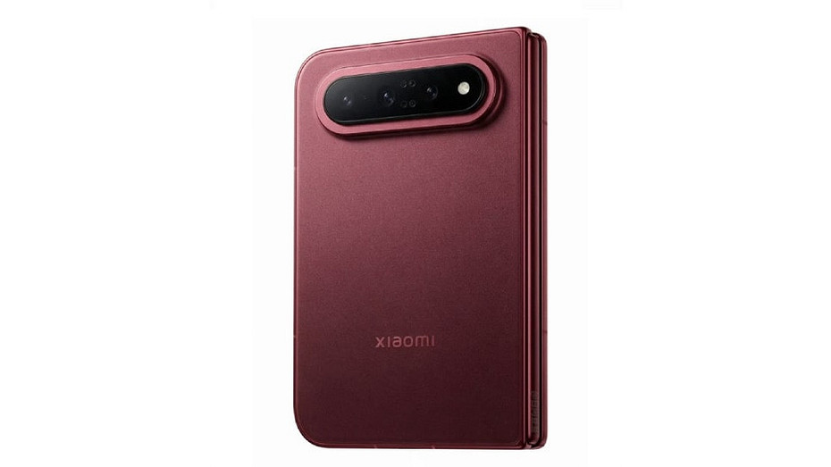 Xiaomi 18 Fold показали вживую на фотографиях. Складной смартфон получит новый широкий формат