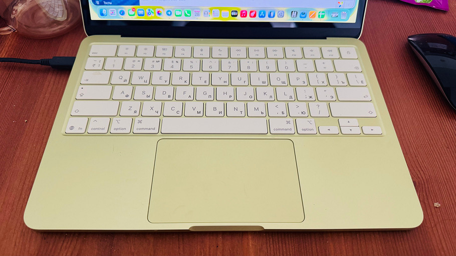 В чем MacBook Neo лучше ноутбука с видеокартой RTX 3050 на Windows 11, а в чем хуже