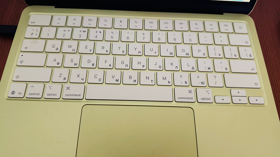 В чем MacBook Neo лучше ноутбука с видеокартой RTX 3050 на Windows 11, а в чем хуже