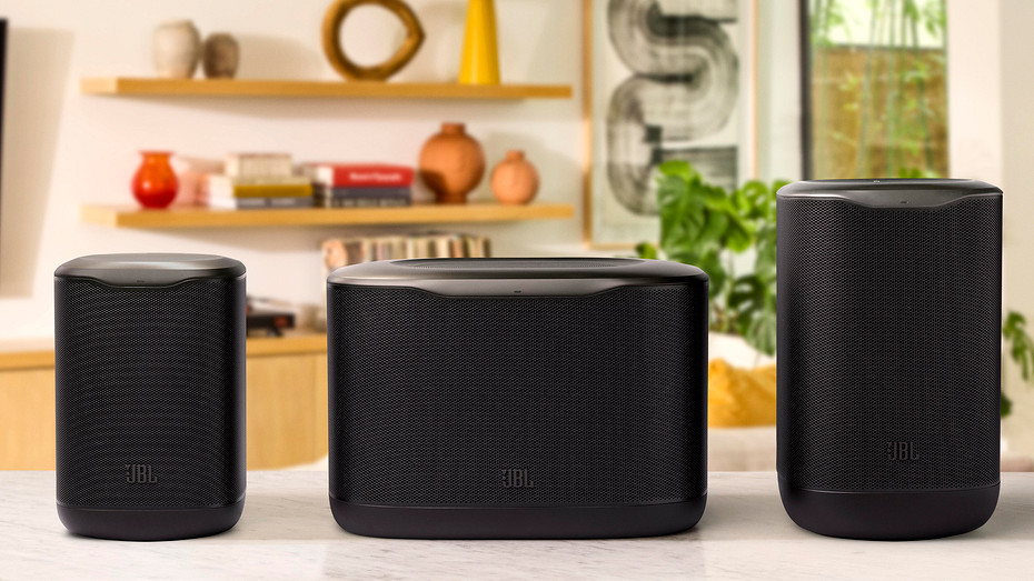 Любители громкой музыки, это для вас: JBL собрала домашнюю аудиосистему из трех колонок Cove