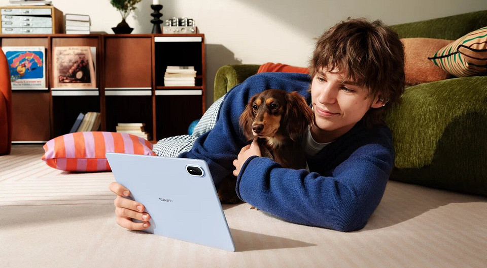 В России стартовали предзаказы на тонкий HUAWEI MatePad Air. Планшет получил OLED на 144 Гц и батарею на 10 100 мАч