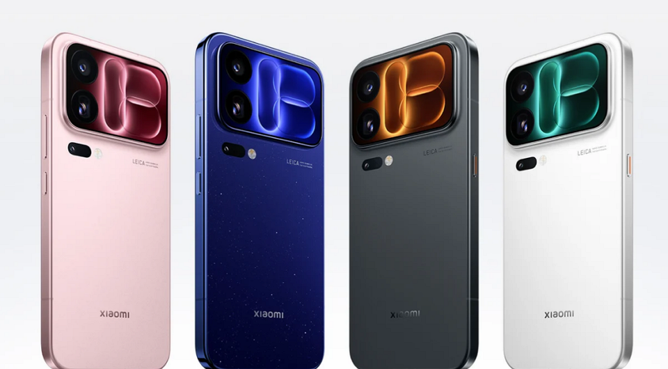 Дождались: вышли суперфлагманы Xiaomi 18 Pro и 18 Pro Max со вторыми экранами и мощными камерами
