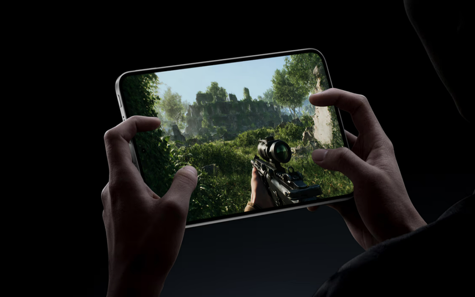 Планшет превратили в игровую консоль. Представлен iQOO Pad Ultra с экраном 165 Гц и чипом Snapdragon 8 Elite Extreme Gen 6